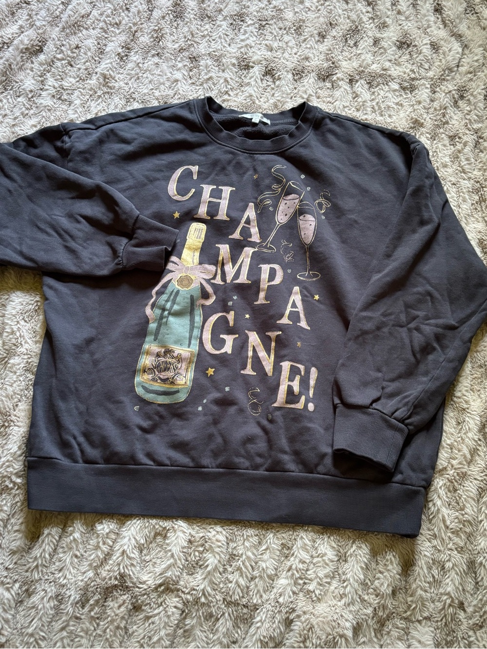 Champagne Graphic Black Men's Sweatshirt